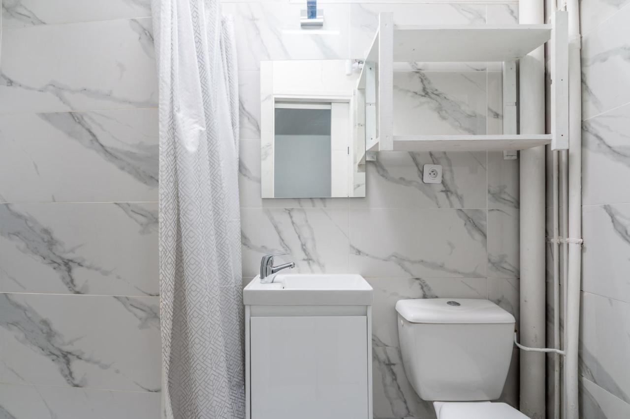 Appartement Metro Alexandre Dumas Paříž Exteriér fotografie